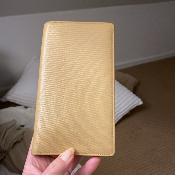 Chanel Wallet - Picture 11 of 17